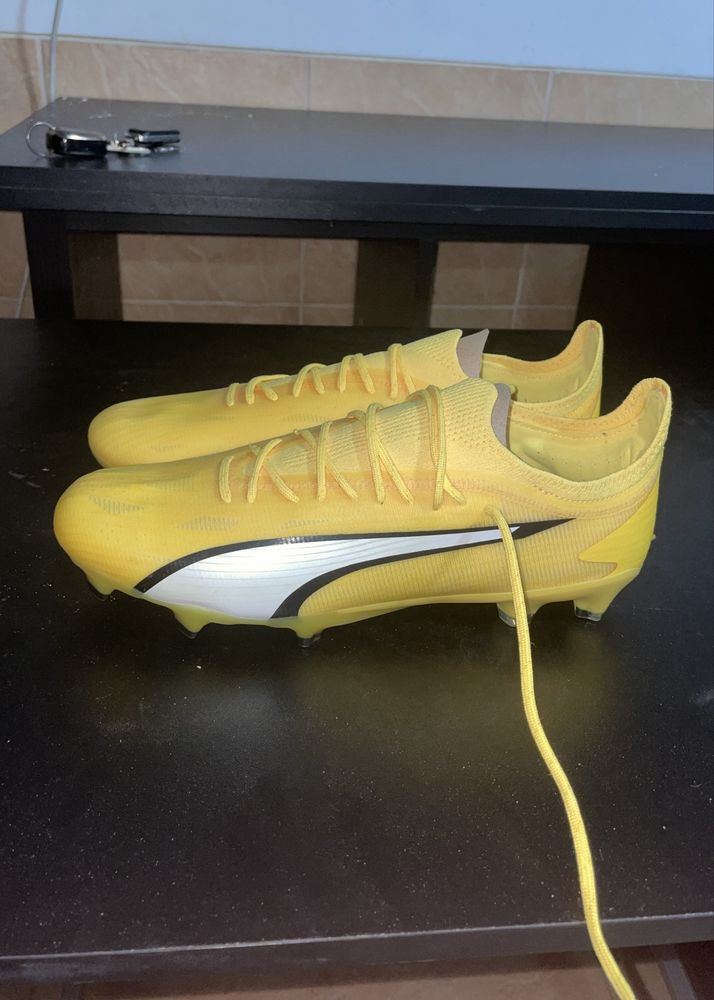 Chuteiras Puma Ultra Novas - Oferecidas por Jogador do SC Braga