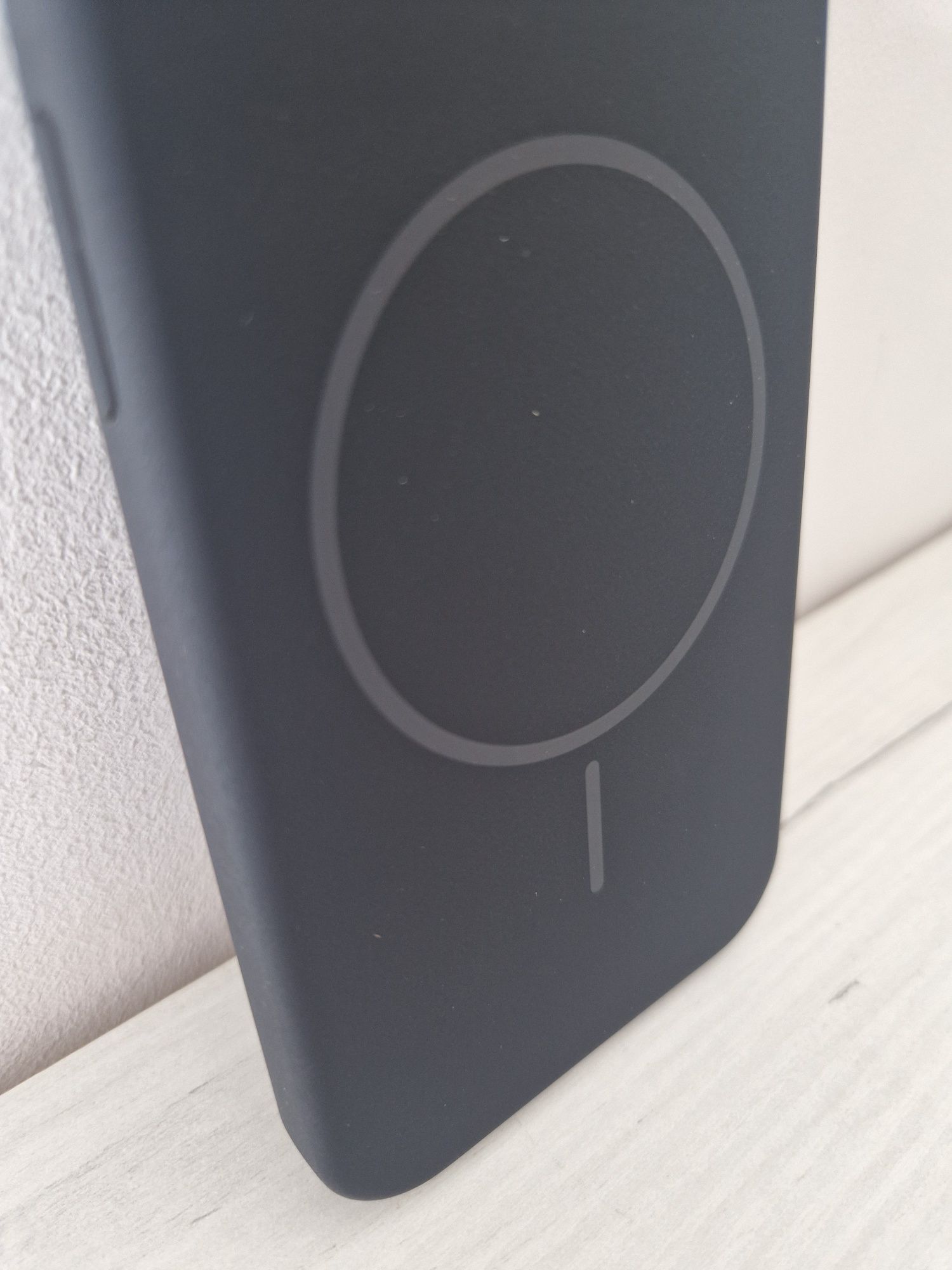 Magsafe Slim Silicone do Iphone 16e czarny