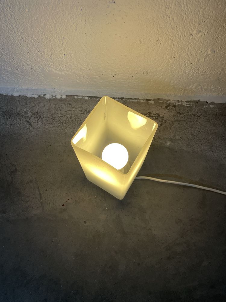 Candeeiro de mesa