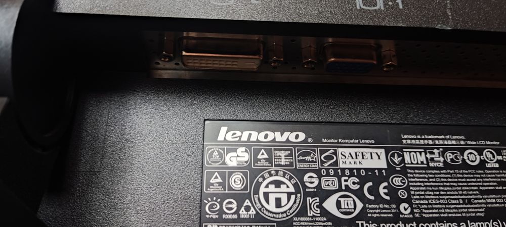 Монітор Lenovo 22