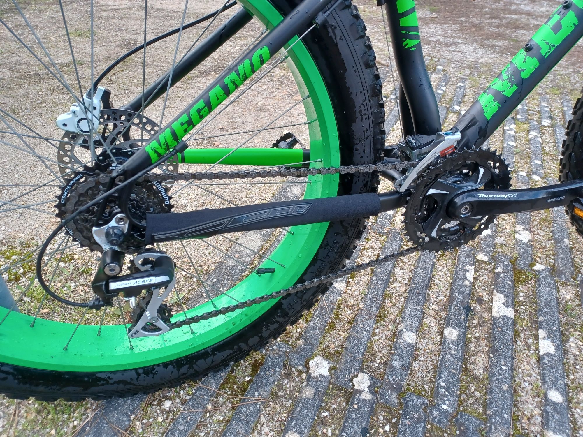Bicicleta Fat Bike Megamo 26x4.0