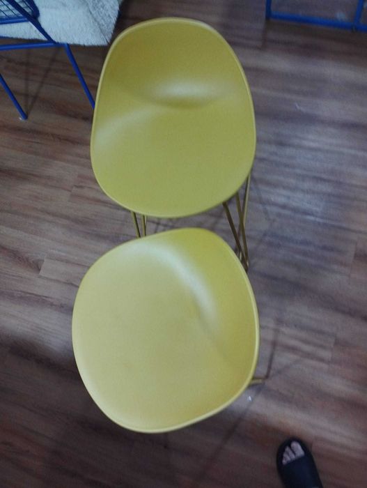 2 Bancos Altos novos da marca Sklum