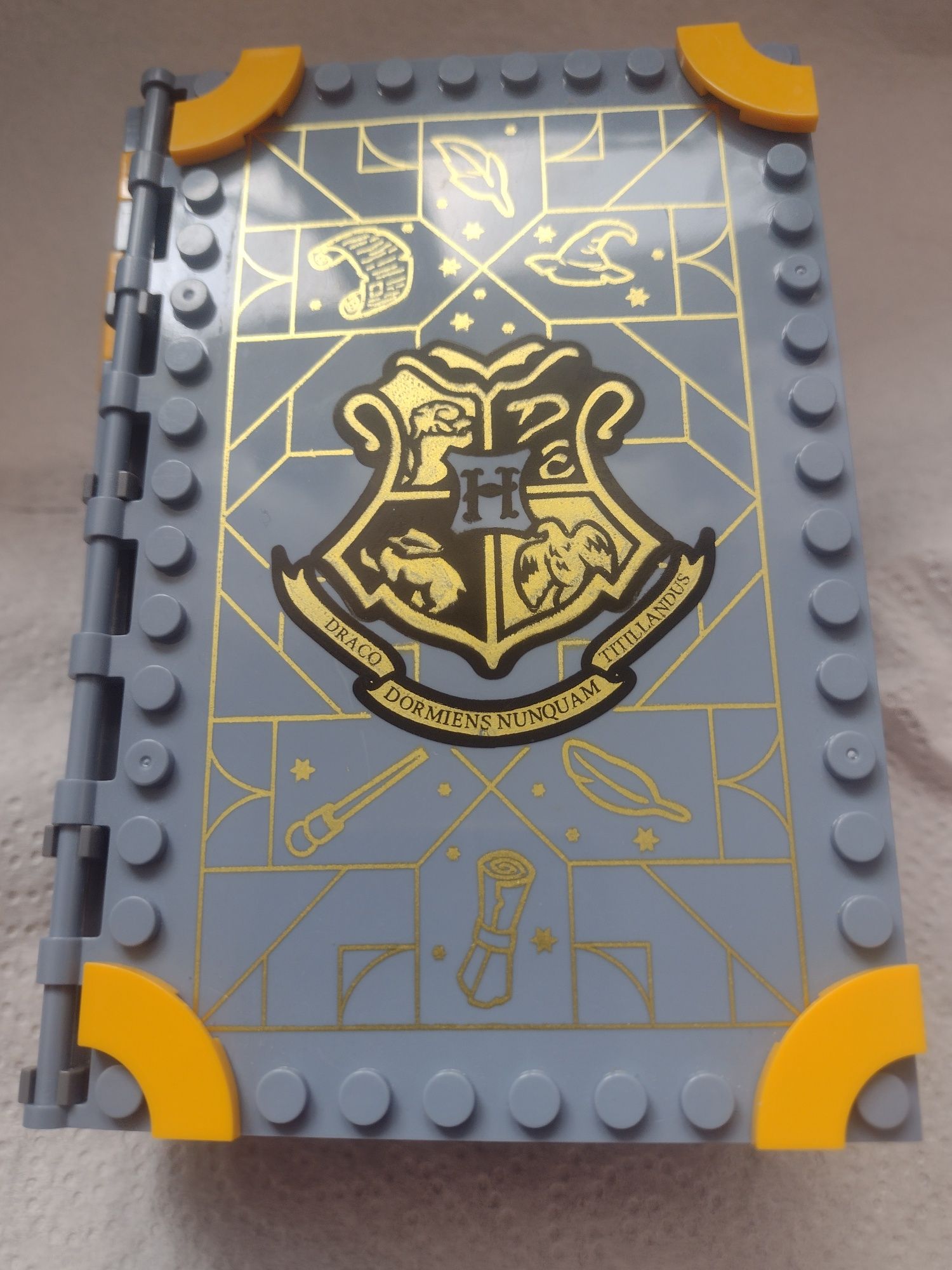 LEGO Harry  Potter HOGWARTS moments Charms Class