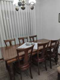 Mesa de jantar em castanho 2x1m em ótimo estado - inclui 6 cadeiras