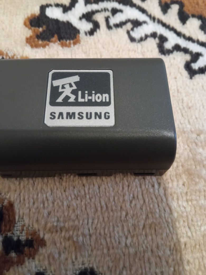 Адаптер ,кабель переменного тока для Samsung + аккумулятор