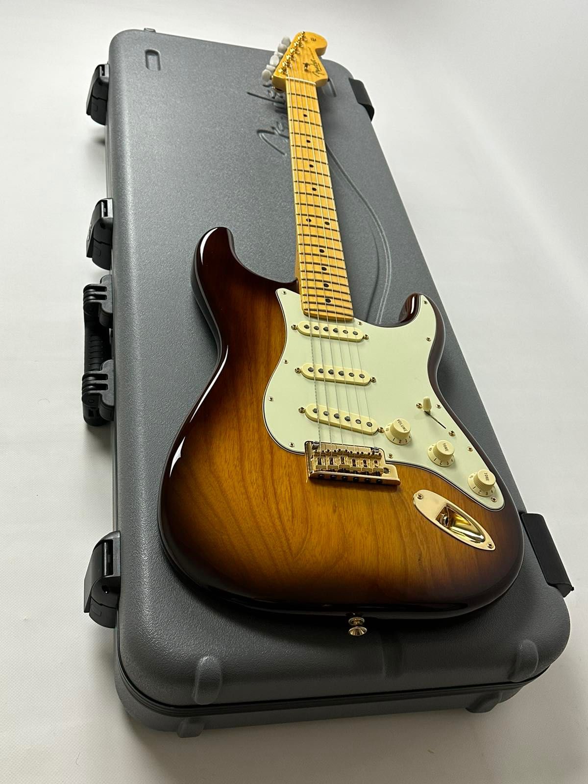 Акція!Fender 75th Commemorative Stratocaster (2021,Deluxe/Elite,1790$)