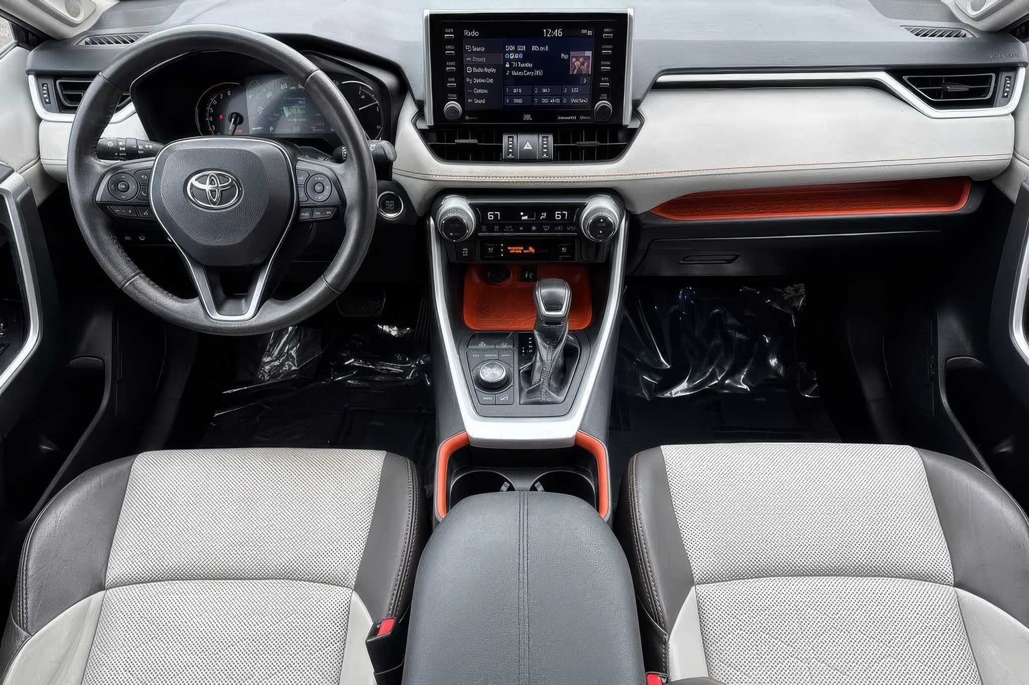 2019 Toyota RAV4 Adventure
