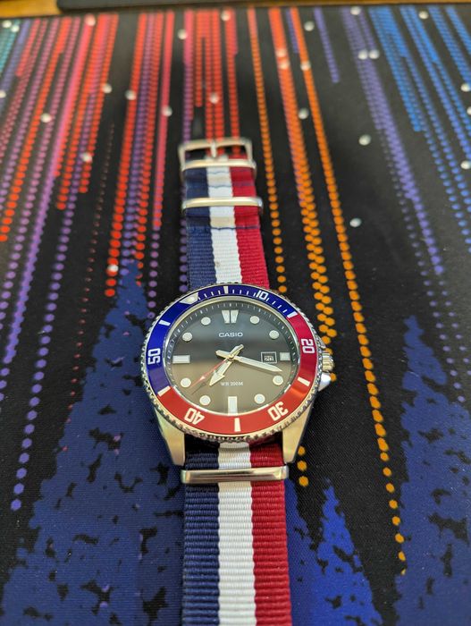 Casio MDV 107  zegarek