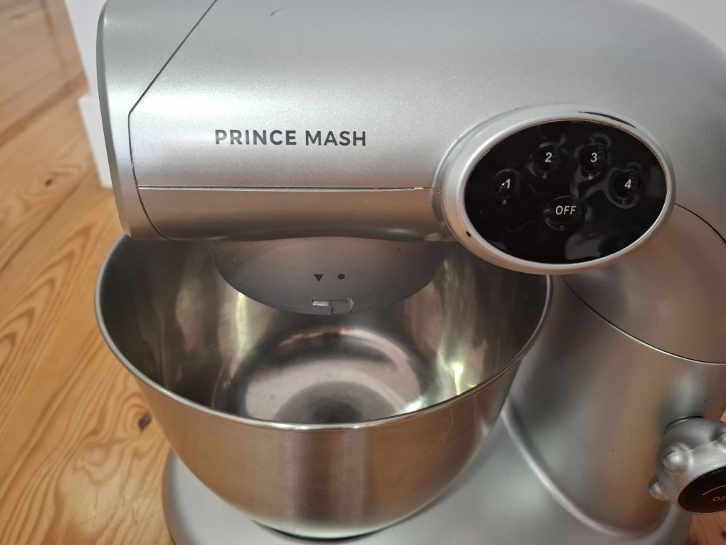 Batedeira para bolos pães etc