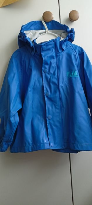 Kurtka przeciwdeszczowa 92