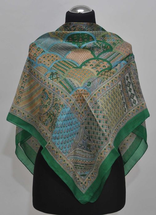 Chusta Apaszka Szal Szalik Damska Jedwabna Jedwab z Indii 102x98cm