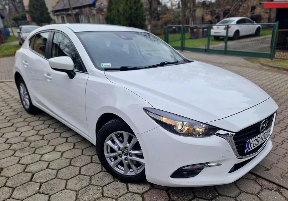 Mazda 3 Mazda 3 • 2.0 Skyactiv-G • 122 KM • 2018 • Bezwypadkowa