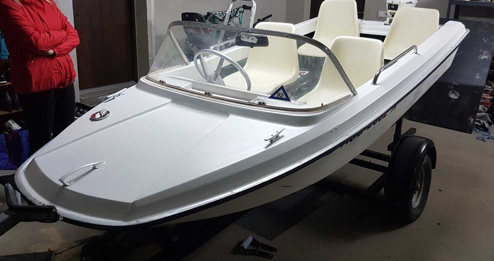 Łódź wędkarska motorowa