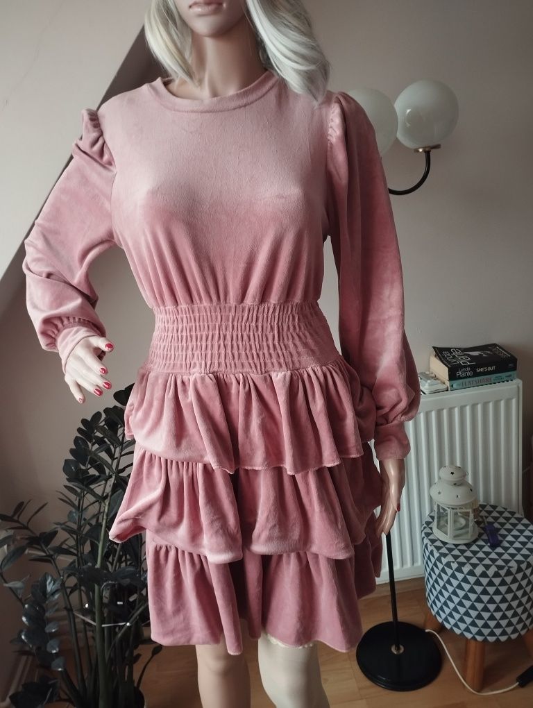 Śliczna welurowa wygodna sukienka L-XXL