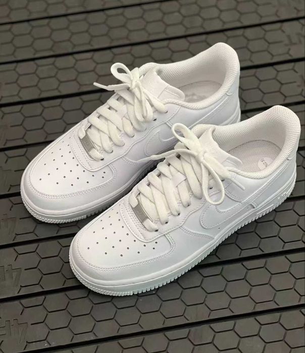 Buty Trampk Nike Air Force 1 Low '07 Black R.  42