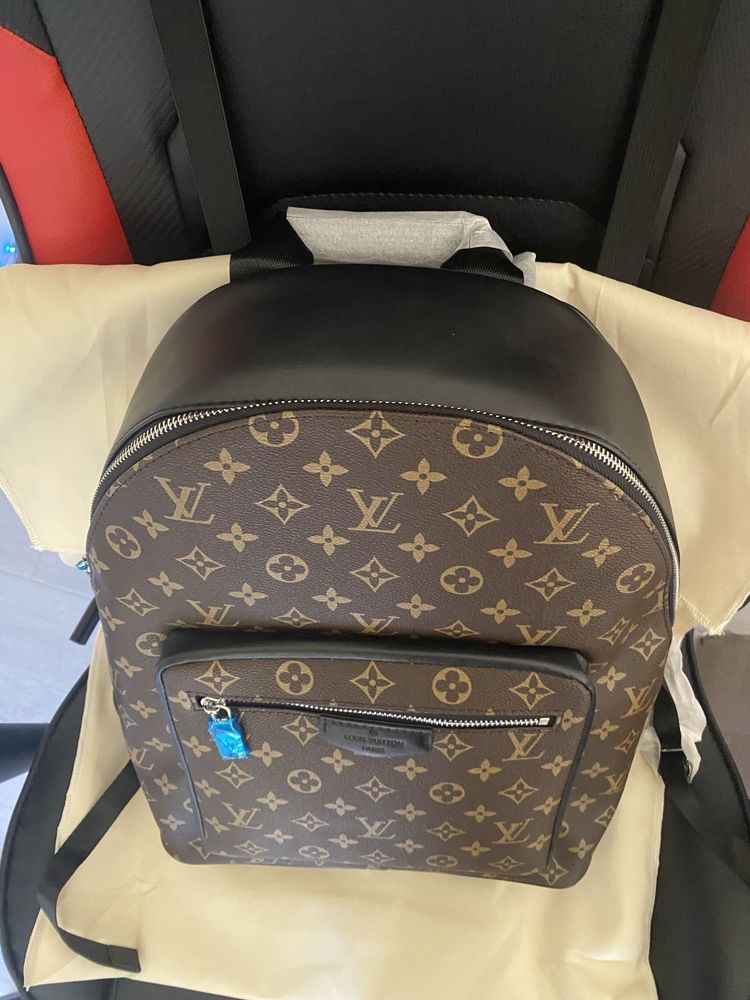 Mochila Louis Vuitton Josh Backpack