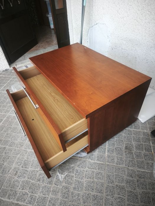 Vendo sofá cama + móvel de apoio