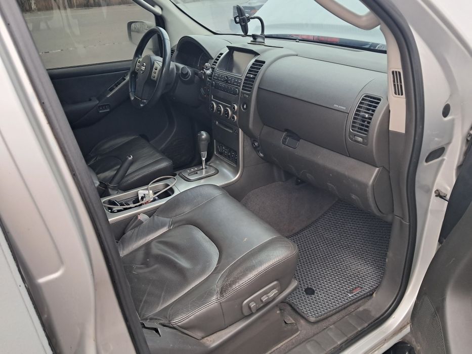 Продам Nissan Pathfinder