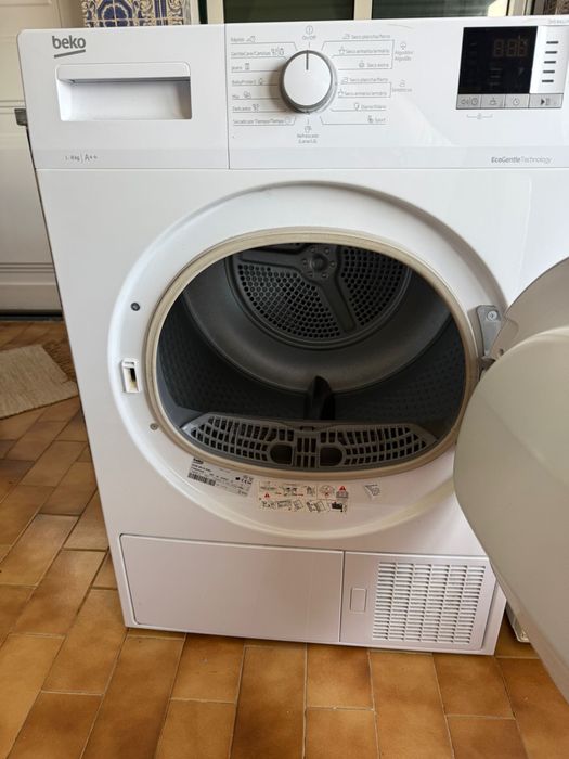 Maquina secar roupa como nova para desocupar