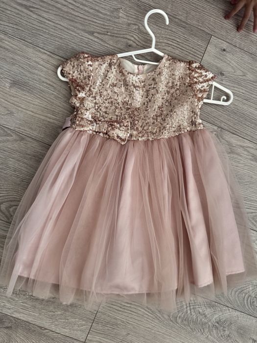 Сукня свʼяткова  98 см