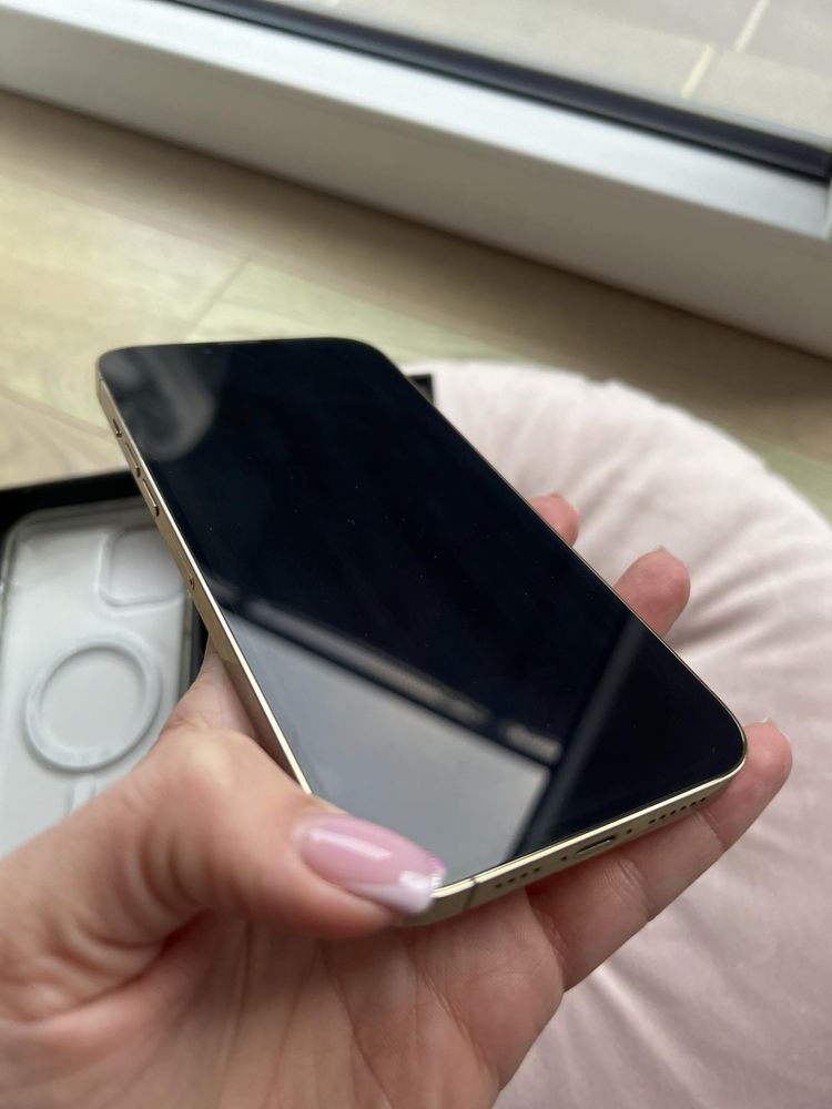 iPhone 13 Pro Max 1 TB- GOLD, komplet