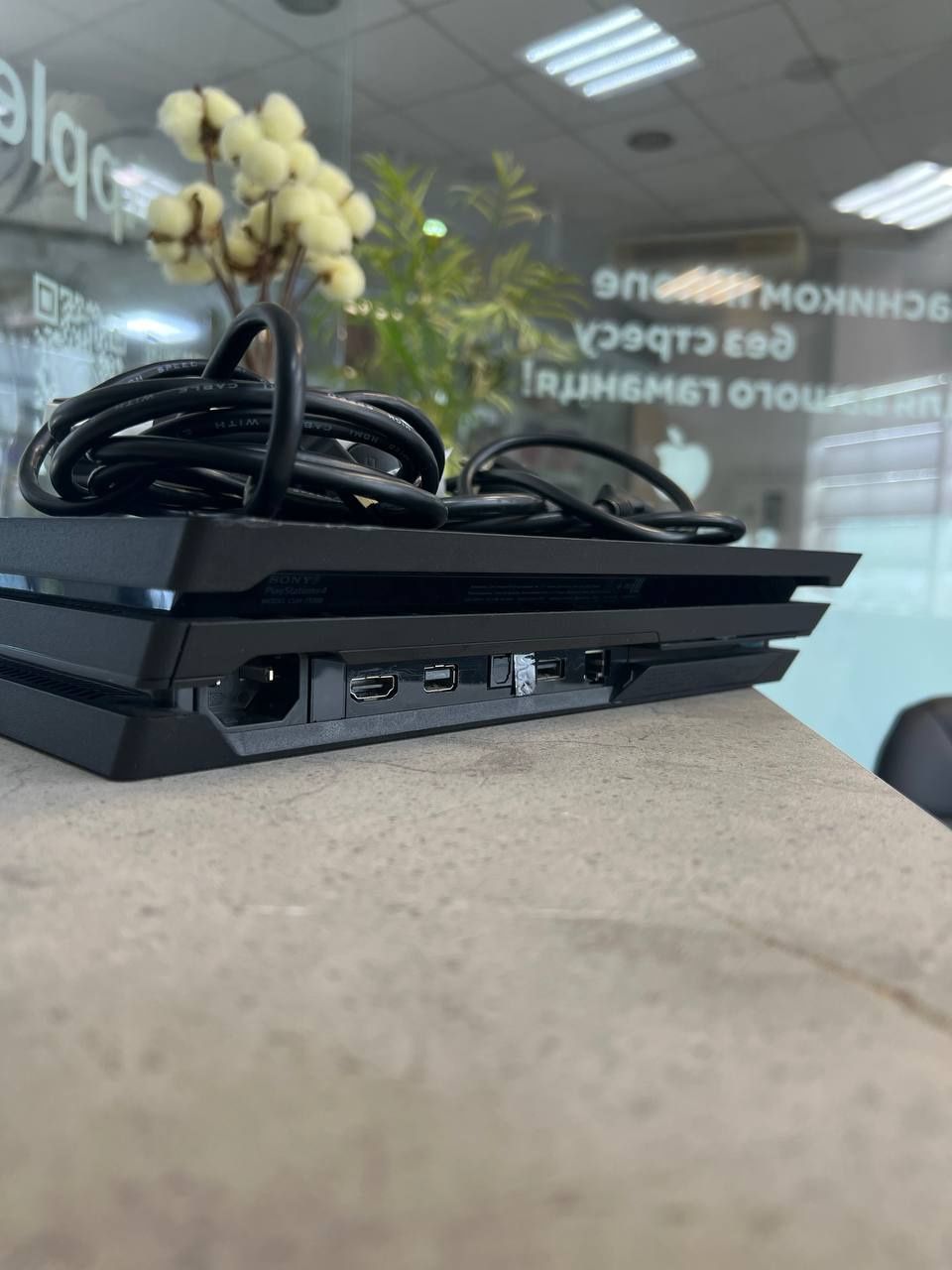 Ігрова консоль PlayStation 4 pro 1 tb Gb плейстейшн 4 про Pro 1 тб