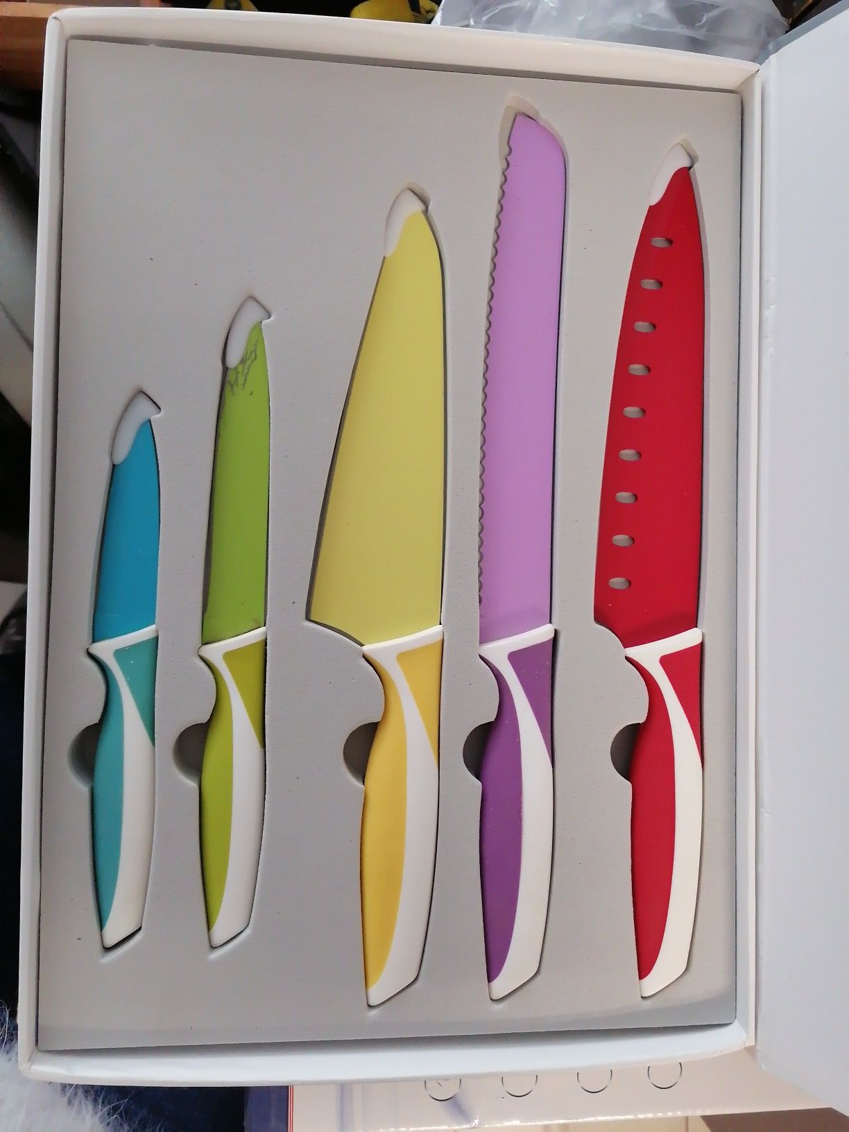 Продам набір ножів від sBs