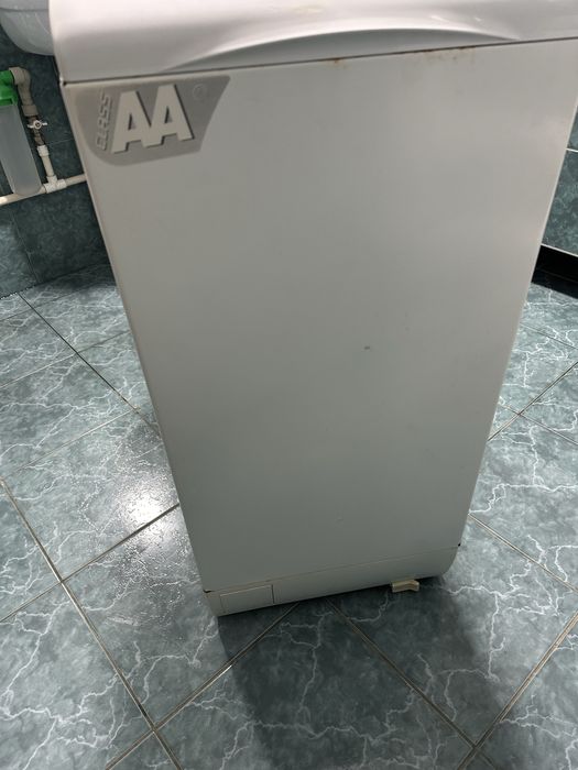 Продам машинку автомат Ardo