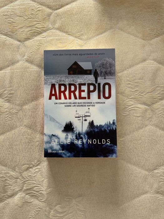 Livros com pouco uso
