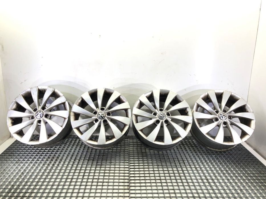 FELGA ALUMINIOWA KOMPLET 17 7,5J 5X112 ET 45  57,1  VW PASSAT B6 (3C2) 2005 - 2010  VW