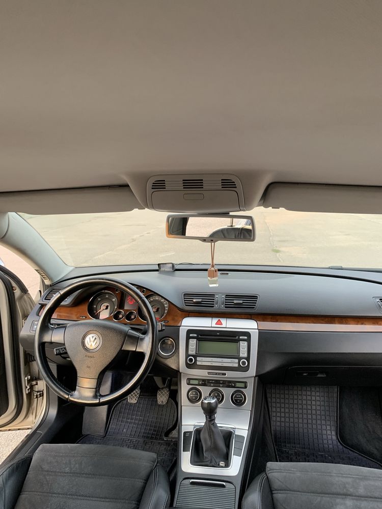 Volkswagen Passat B6 РІДНА ФАРБА