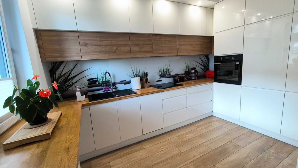 3 pokojowe mieszkanie w stanie idealnym z ogródkiem i piwnicą w cenie