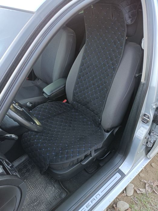 Накидки на сидіння автомобільні, чохли на сидіння