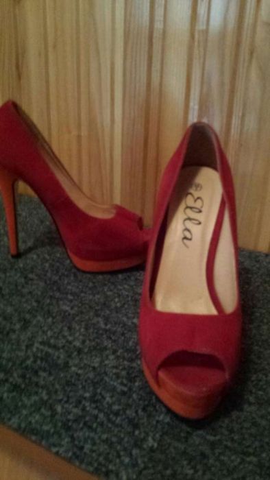 Buty szpilki 38 rozmiar