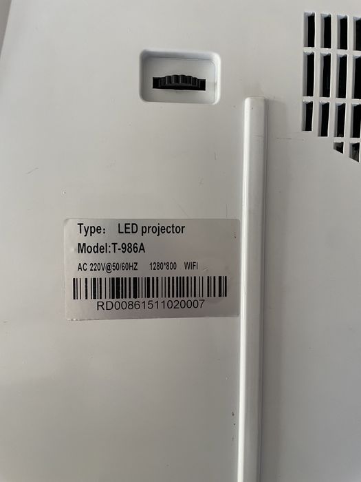 Проектор Led  T-986A