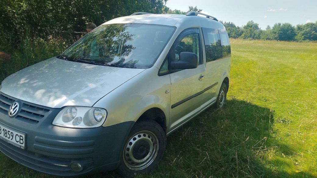 Продам VW Caddy 2006