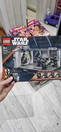 Puste pudełko Lego StarWars  8+   75324