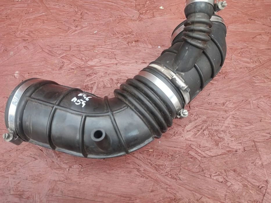 BMW E46 ORYGINALNA RURA DOLOTU POWIETRZA DO SILNIKÓW GAMY M52B20TU / M52B25TU / M52B28TU ORAZ M54B22 / M54B25. O NR: 1 435 627 / 1 437 191 OEM. SPRAWNE W 100%.