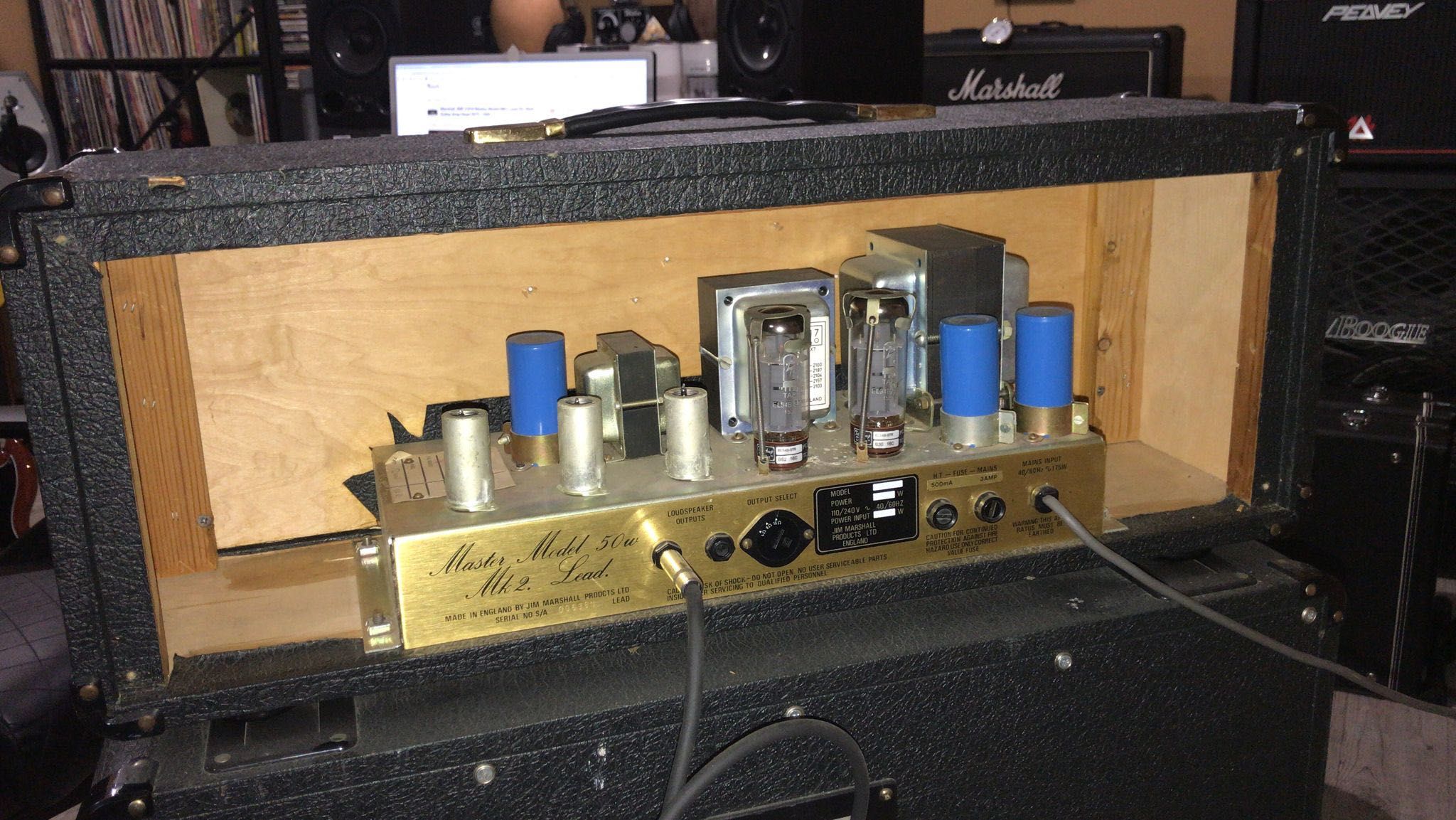 Marshall Cabinet 1960 AV 4x12 speaker