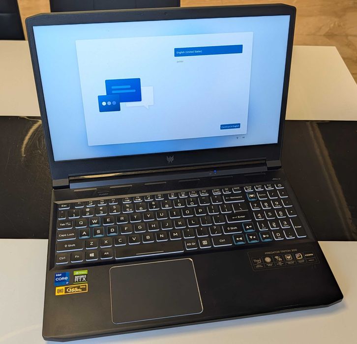 Laptop Acer Predator Triton 300 PT315-53 RTX 3080 16GB 1TB 15.6"