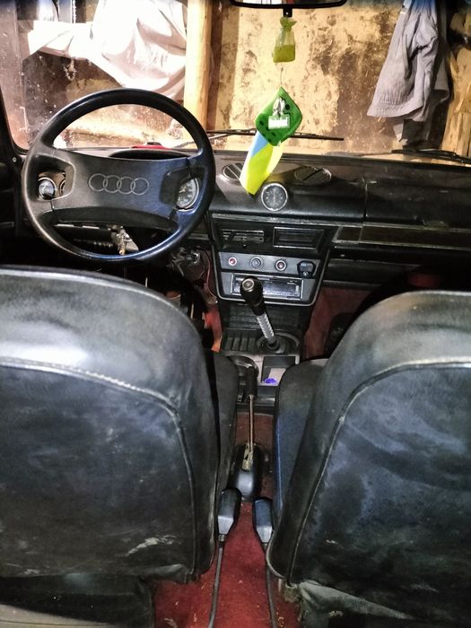 Жигульот ВАЗ 2103 1981 року народження для любителів