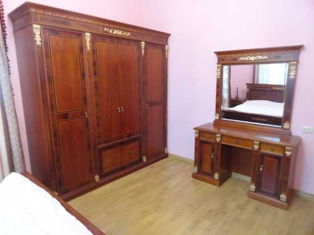 Спальня деревянная шпон Италия