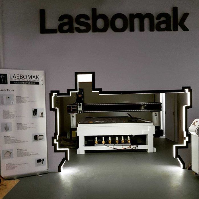 Fresadora/CNC 2000x3000x400mm