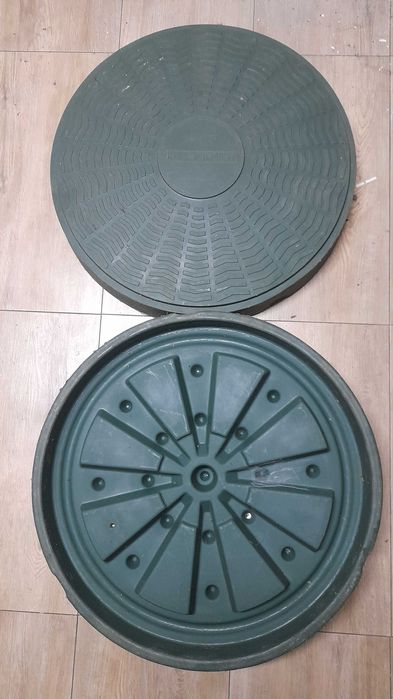 Pokrywa zbiornika oczyszczalni przydomowej