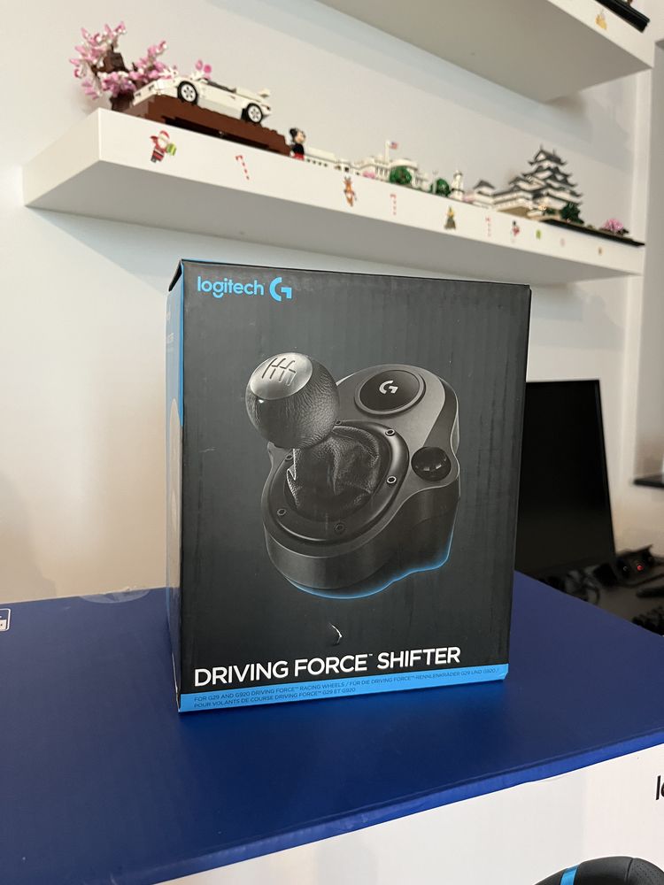 Logitech G29 + Driving force Shifter