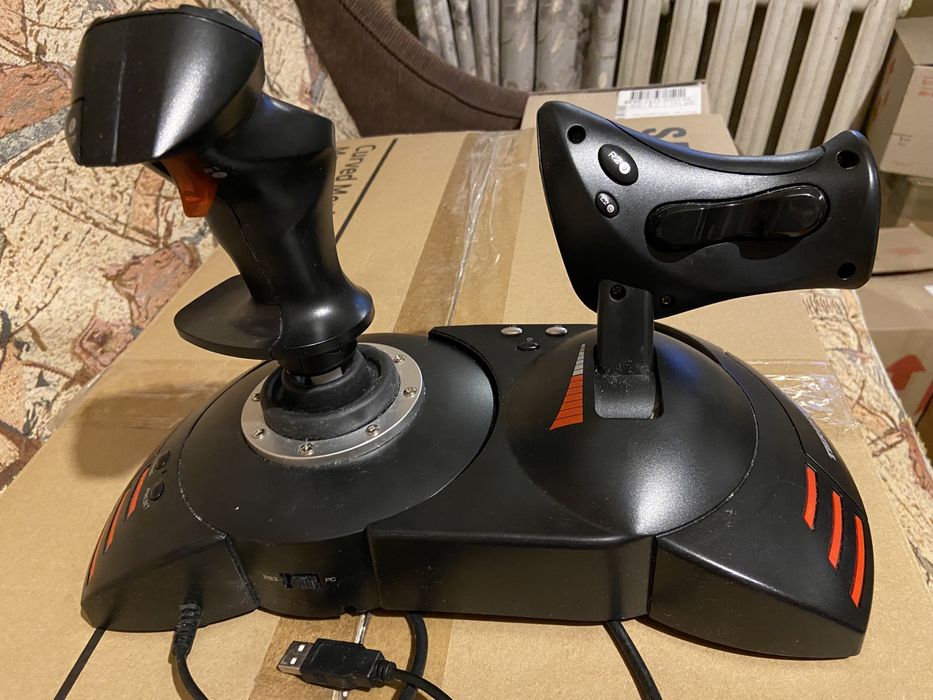 Thrustmaster T-Flight HOTAS X