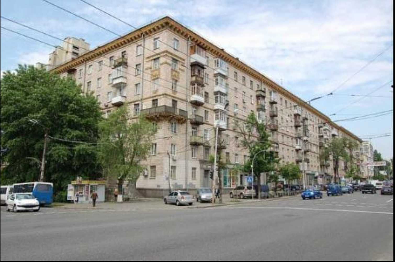 Продам 3к квартиру, сталінка на Либідській