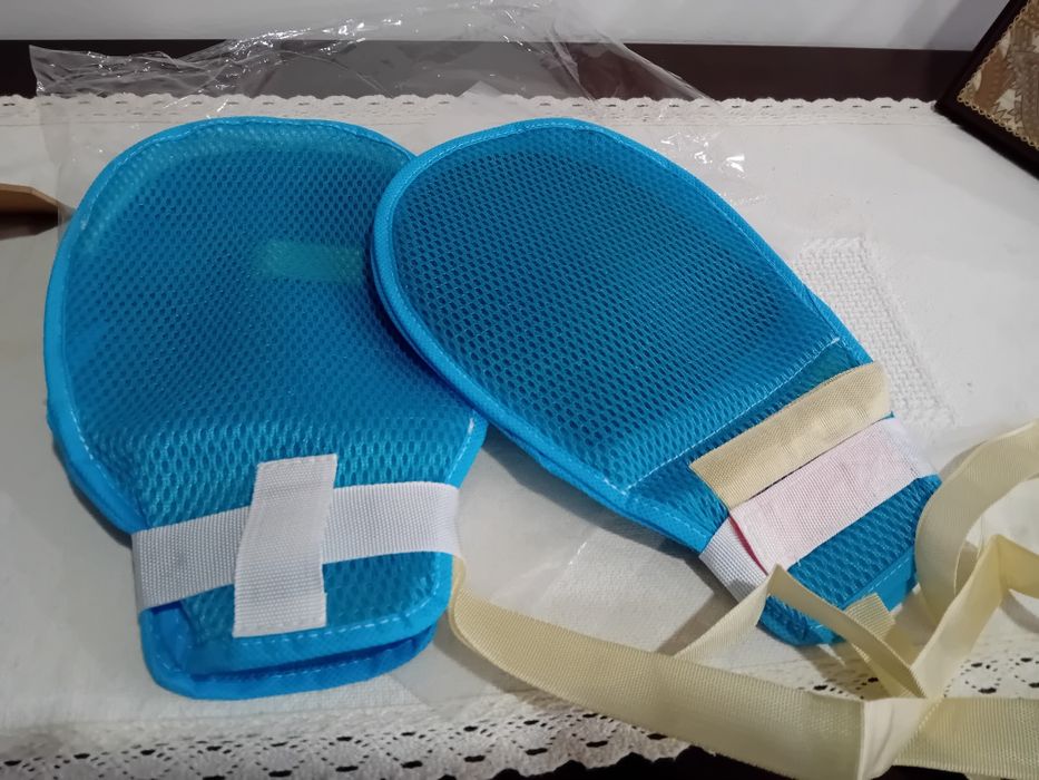 Luvas de imobilização gereatria