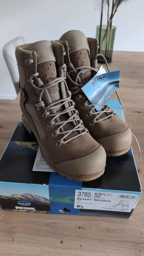 Buty trekkingowe Meindl Desert Defence sand 42,5 Nowe