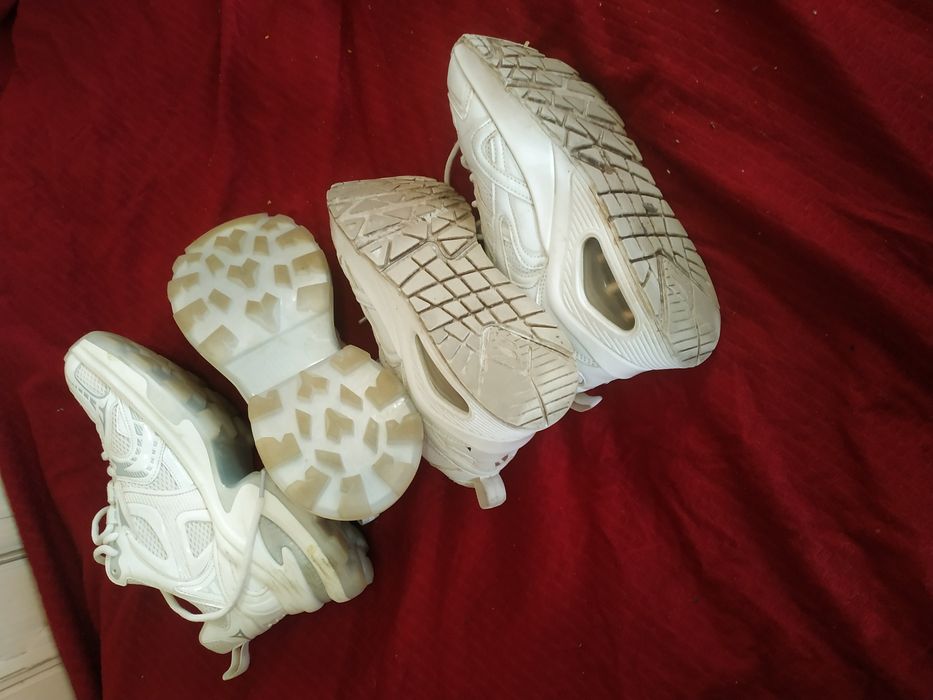 Кросівки жіночі фірмові тридцять дев'ятого розміру чорного колірн